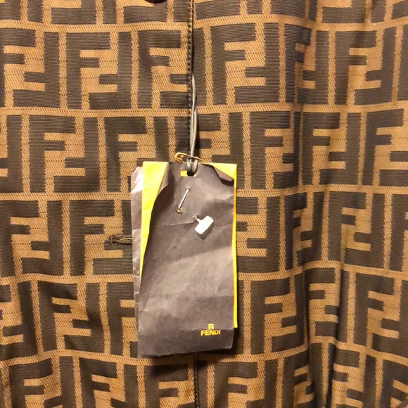 Fendi authentic logo trench coat 🧥 - Picture 2 of 8